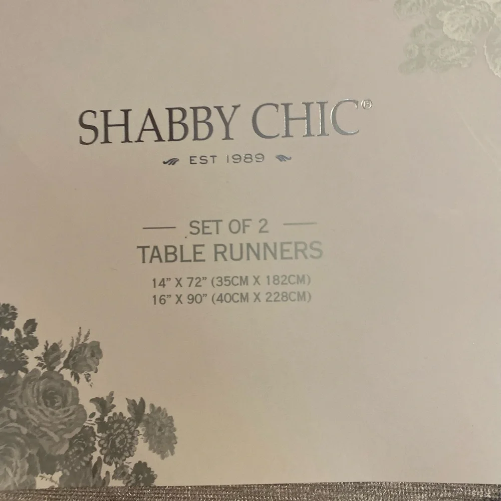 Set of two Shabby Chic table runners